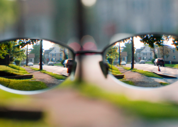 điều trị cận thị bằng kính