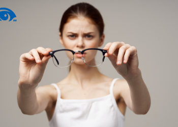 Loạn thị là gì? Nguyên nhân và cách điều trị