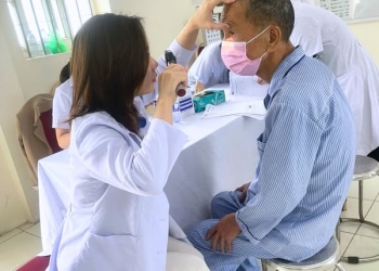 CHƯƠNG TRÌNH KHÁM MẮT MIỄN PHÍ CHO TRUNG TÂM NUÔI DƯỠNG TÂM THẦN NGƯỜI CÓ CÔNG VÀ XÃ HỘI TỈNH HẢI DƯƠNG