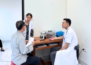 THĂM KHÁM CÁC BỆNH LÝ VỀ MẮT TẠI PHÒNG KHÁM TÂM ĐỨC, TÂN TRÀO, THANH MIỆN