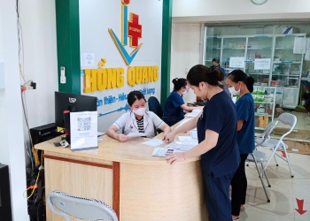 THĂM KHÁM CÁC BỆNH LÝ VỀ MẮT TẠI PHÒNG KHÁM ĐA KHOA HỒNG QUANG, TỨ KỲ