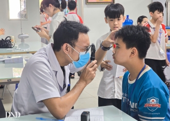 Đồng hành cùng Hệ thống trường liên cấp Marie Curie – Chung tay tầm soát tật khúc xạ cho học sinh