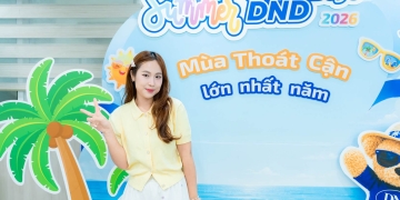 Mai Hoa Schannel phẫu thuật mắt tại DND Hải Dương: Say bye kính cận sau hơn 10 năm gắn bó